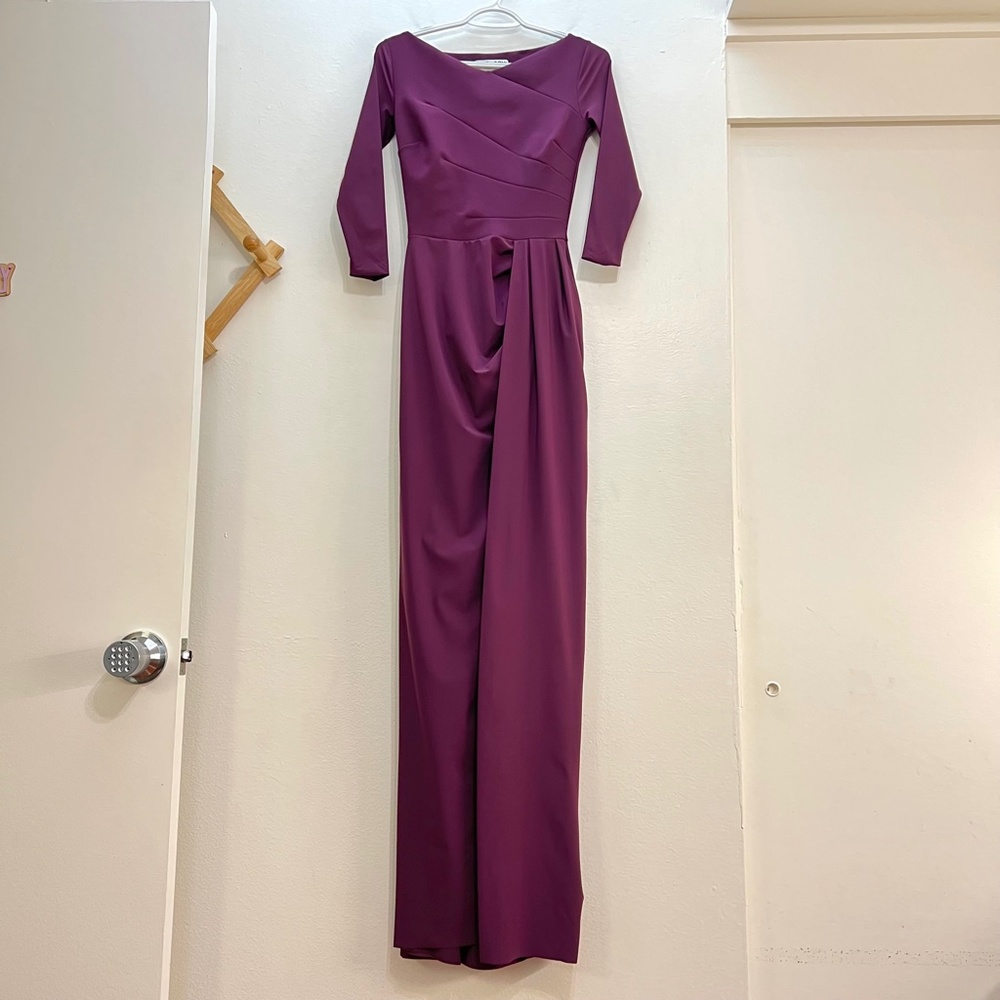 NEW Chiara Boni La Petite Robe Litonya Uni Bracelet Sleeve Gown Burgundy Size 2 - Picture 3 of 12
